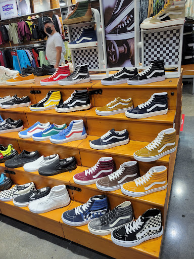 Shopping Mall «Stonewood Center», reviews and photos, 251 Stonewood St, Downey, CA 90241, USA