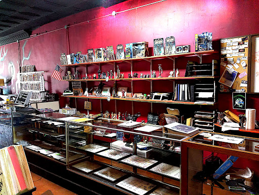 Tattoo Shop «Mystic Addiction Tattoos», reviews and photos, 818 N Kansas Ave, Topeka, KS 66608, USA