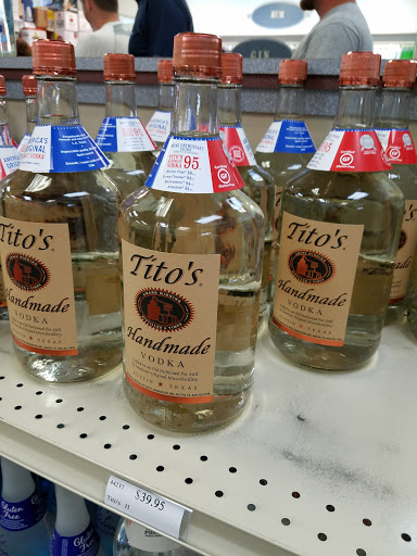 Liquor Store «ABC Store», reviews and photos, 500-A Hunt Club Dr, Corolla, NC 27927, USA