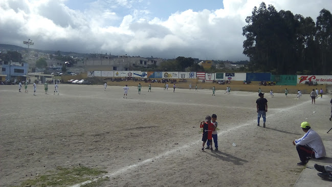 Estadio De Fútbol - Quito