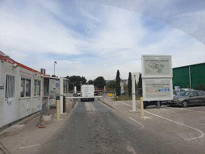 Agence de collecte des déchets industriels - Veolia à Marseille