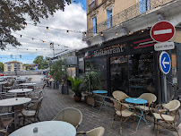 Atmosphère du Restaurant Le Commerce à Agde - n°2
