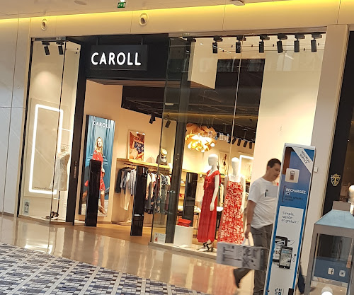 Magasin de vêtements pour femmes CAROLL Marseille