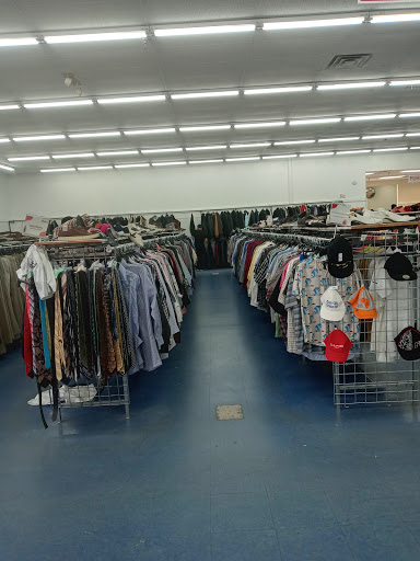 Thrift Store «The Salvation Army Family Store & Donation Center», reviews and photos, 1590 Douglas Rd, Montgomery, IL 60538, USA