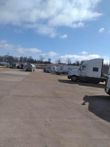 Gas Station «QuikTrip», reviews and photos, 850 McNutt St, Herculaneum, MO 63048, USA