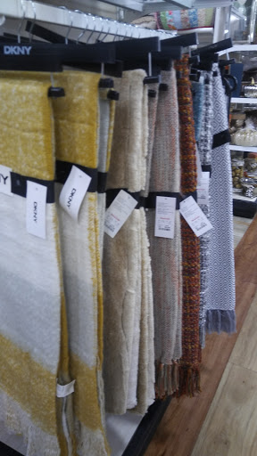 Department Store «HomeGoods», reviews and photos, 1555 Almonesson Rd, Deptford Township, NJ 08096, USA