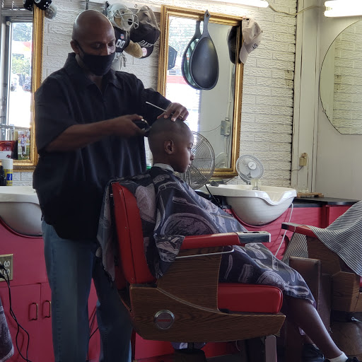 Barber Shop «Esquire Barber Shop», reviews and photos, 64 Colony Rd, Newport News, VA 23602, USA
