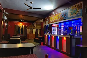 Merge Bar And Restaurant image