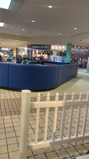 Shopping Mall «Towne Mall», reviews and photos, 1704 N Dixie Hwy, Elizabethtown, KY 42701, USA