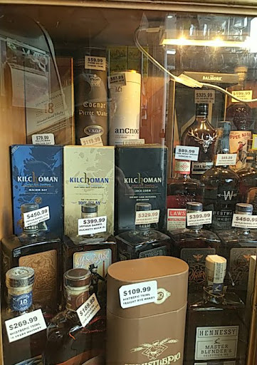 Liquor Store «New Star-Ell Liquor», reviews and photos, 501 Divisadero St, San Francisco, CA 94117, USA