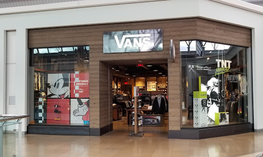 Shoe Store «Vans», reviews and photos, 10300 Little Patuxent Pkwy #2630, Columbia, MD 21044, USA