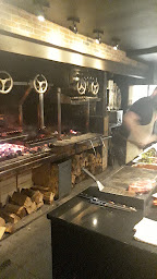 Photo n°119 de Chez Woody - Restaurant barbecue et tapas Vannes à Vannes ()