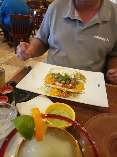 Mexican Restaurant «Los Cucos Mexican Restaurant», reviews and photos, 23730 US Hwy 59, Kingwood, TX 77339, USA