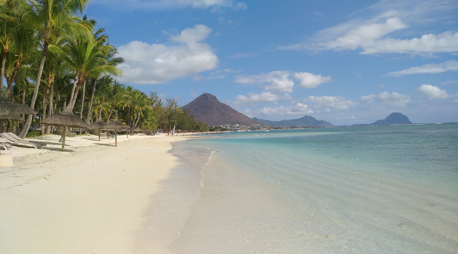 Foto de Wolmar Beach y el asentamiento