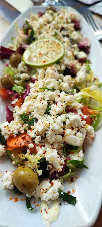 Salade grecque du MAVIE HARMAN Elysées Restaurant Turc&méditerranéen à Grenoble - n°2