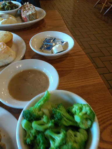 American Restaurant «Cracker Barrel Old Country Store», reviews and photos, 13600 Wolfe Rd, New Freedom, PA 17349, USA