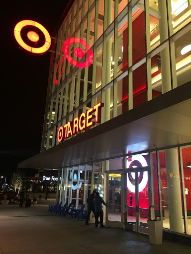 Department Store «Target», reviews and photos, 2905 District Ave S, Fairfax, VA 22031, USA