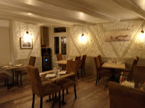 Atmosphère du Restaurant français L'atelier des Gourmets à Octeville-sur-Mer - n°2