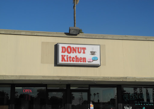 Loeun Hem Donuts Shop, 1679 N Beale Rd, Marysville, CA 95901, USA, 