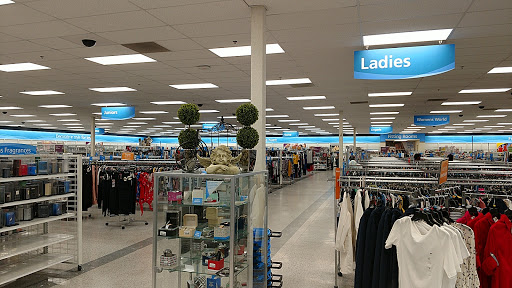 Clothing Store «Ross Dress for Less», reviews and photos, 1241 Point Mallard Pkwy, Decatur, AL 35601, USA