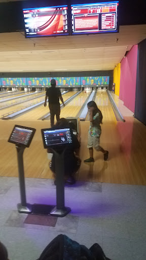 Bowling Alley «Castro Village Bowl», reviews and photos, 3501 Village Dr, Castro Valley, CA 94546, USA