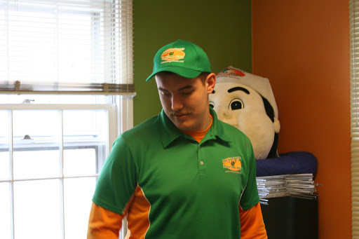 Moving Company «College Hunks Hauling Junk and Moving», reviews and photos, 3431 Carlin Springs Rd b, Falls Church, VA 22041, USA