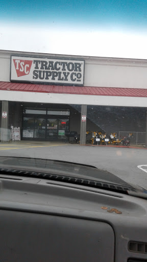 Home Improvement Store «Tractor Supply Co.», reviews and photos, 3640 Mundy Mill Rd STE 170, Gainesville, GA 30504, USA