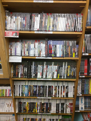 Book Store «Half Price Books», reviews and photos, 5017 Excelsior Blvd, St Louis Park, MN 55416, USA