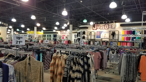 Discount Store «Gordmans - Store Closing Soon», reviews and photos, 7143 E State St, Rockford, IL 61108, USA