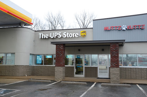 Shipping and Mailing Service «The UPS Store», reviews and photos, 1477 Tiny Town Rd, Clarksville, TN 37042, USA