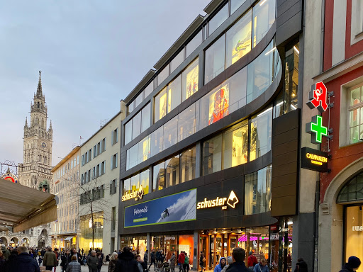 Geschäfte für nautische Bekleidung Munich