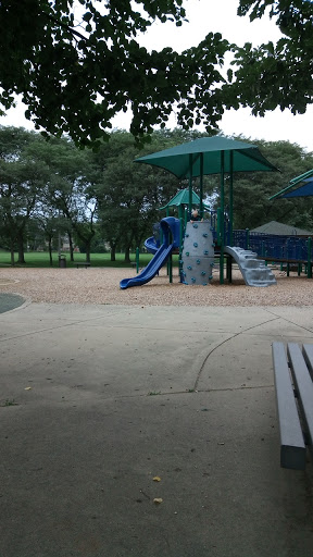 Park «Richard E Johns Park», reviews and photos, 2101 Central Rd, Glenview, IL 60025, USA