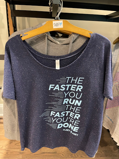 Sporting Goods Store «Fleet Feet Sports - Old Town», reviews and photos, 1620 N Wells St, Chicago, IL 60614, USA