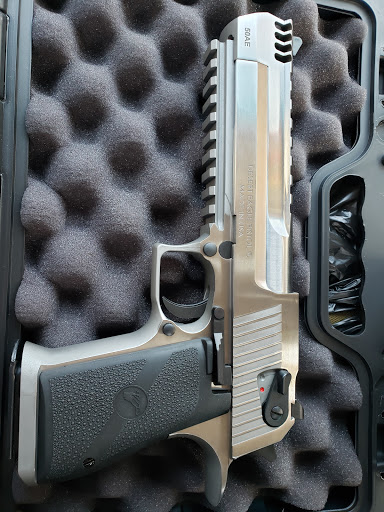 Gun Shop «Bullseye Tactical Supply», reviews and photos, 106 Main St, Woodbridge, NJ 07095, USA