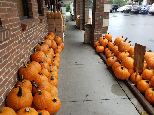 Grocery Store «Hen House Market #35», reviews and photos, 2724 W 53rd St, Fairway, KS 66205, USA