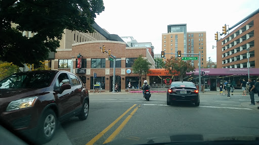 Cell Phone Store «AT&T», reviews and photos, 407 E Liberty St, Ann Arbor, MI 48104, USA