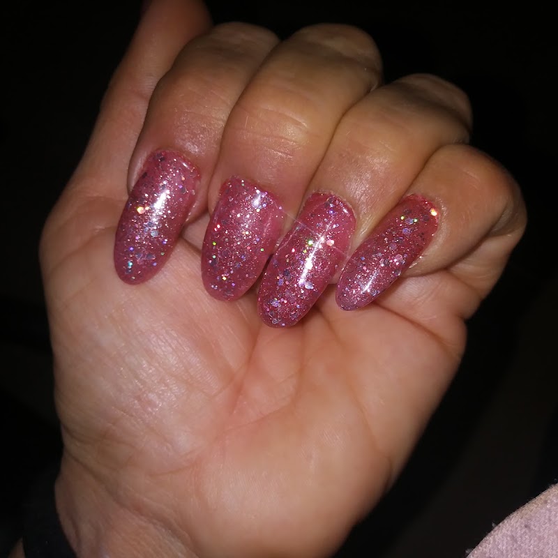 Magic Nails