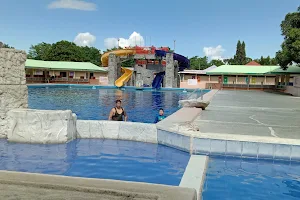 Batis Ng Makiling Resort image