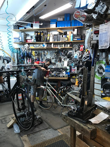 Bicycle Store «City Bicycles NYC», reviews and photos, 307 W 38th St, New York, NY 10018, USA