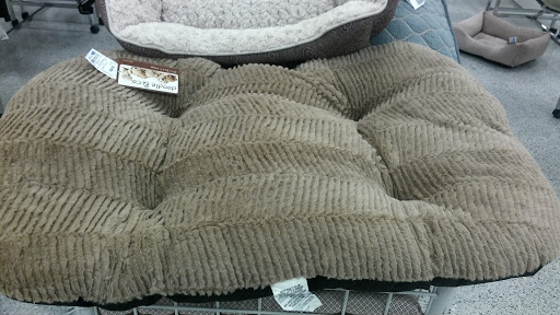 Clothing Store «Ross Dress for Less», reviews and photos, 1740 Santa Clara Dr, Roseville, CA 95661, USA