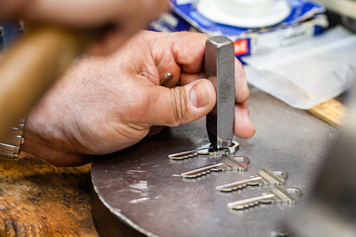 Key Duplication Service «Admiral Lock & Key Company», reviews and photos, 37-17 Broadway, Astoria, NY 11103, USA