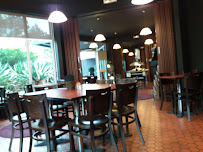 Atmosphère du Restaurant Le Central à Mondeville - n°11