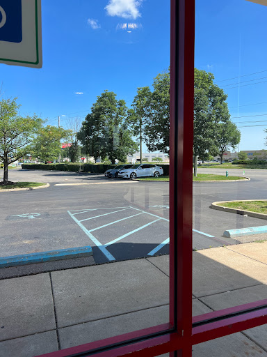 Tire Shop «Discount Tire Store - Indianapolis, IN», reviews and photos, 8302 N Michigan Rd, Indianapolis, IN 46268, USA