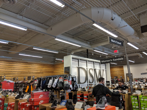 Shoe Store «DSW Designer Shoe Warehouse», reviews and photos, 43 Middlesex Turnpike, Burlington, MA 01803, USA