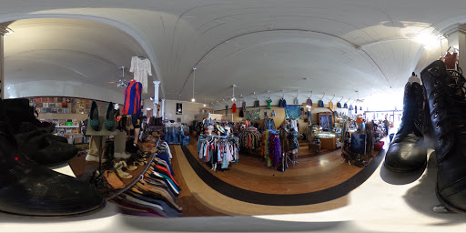 Thrift Store «Thrifty Hippy Thrift Store», reviews and photos, 218 Petaluma Blvd N, Petaluma, CA 94952, USA
