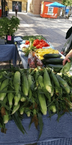 YLNI Farmers Market