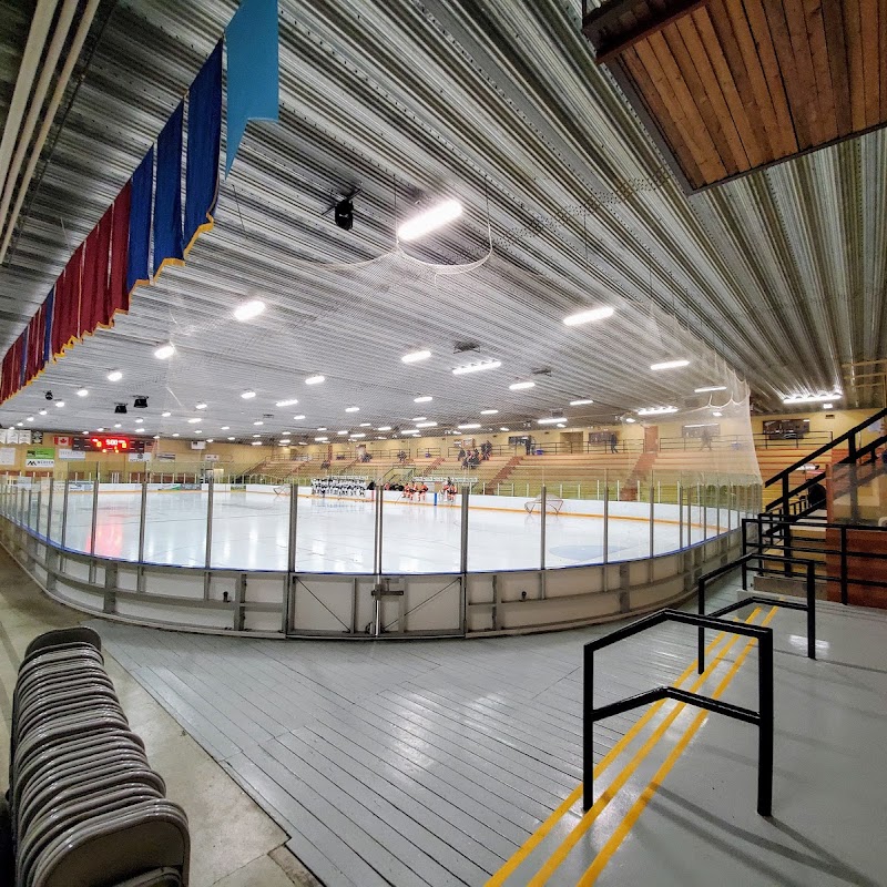 Castlegar & District Recreation & Aquatic Centre