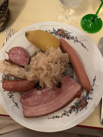 Plats et boissons du Restaurant de spécialités alsaciennes Au Bretzel à Paris - n°1