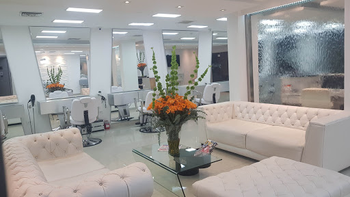 Jorge Centeno Salon & Spa