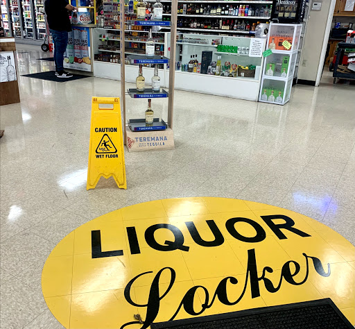 Liquor Store «Liquor Locker», reviews and photos, 1222 E Riverside Dr, Evansville, IN 47714, USA